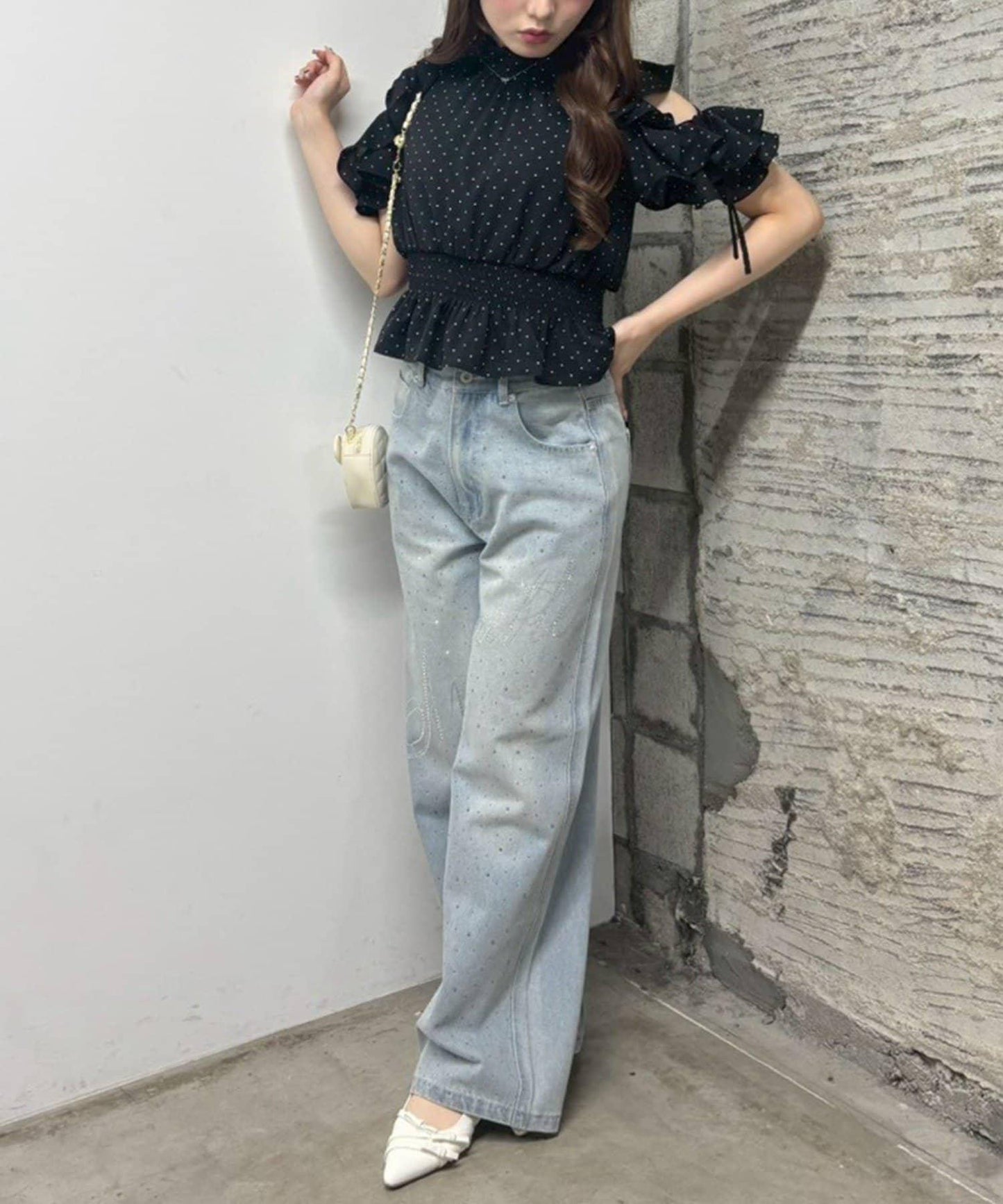 ANOTHER BRANCH 露肩荷葉邊襯衫