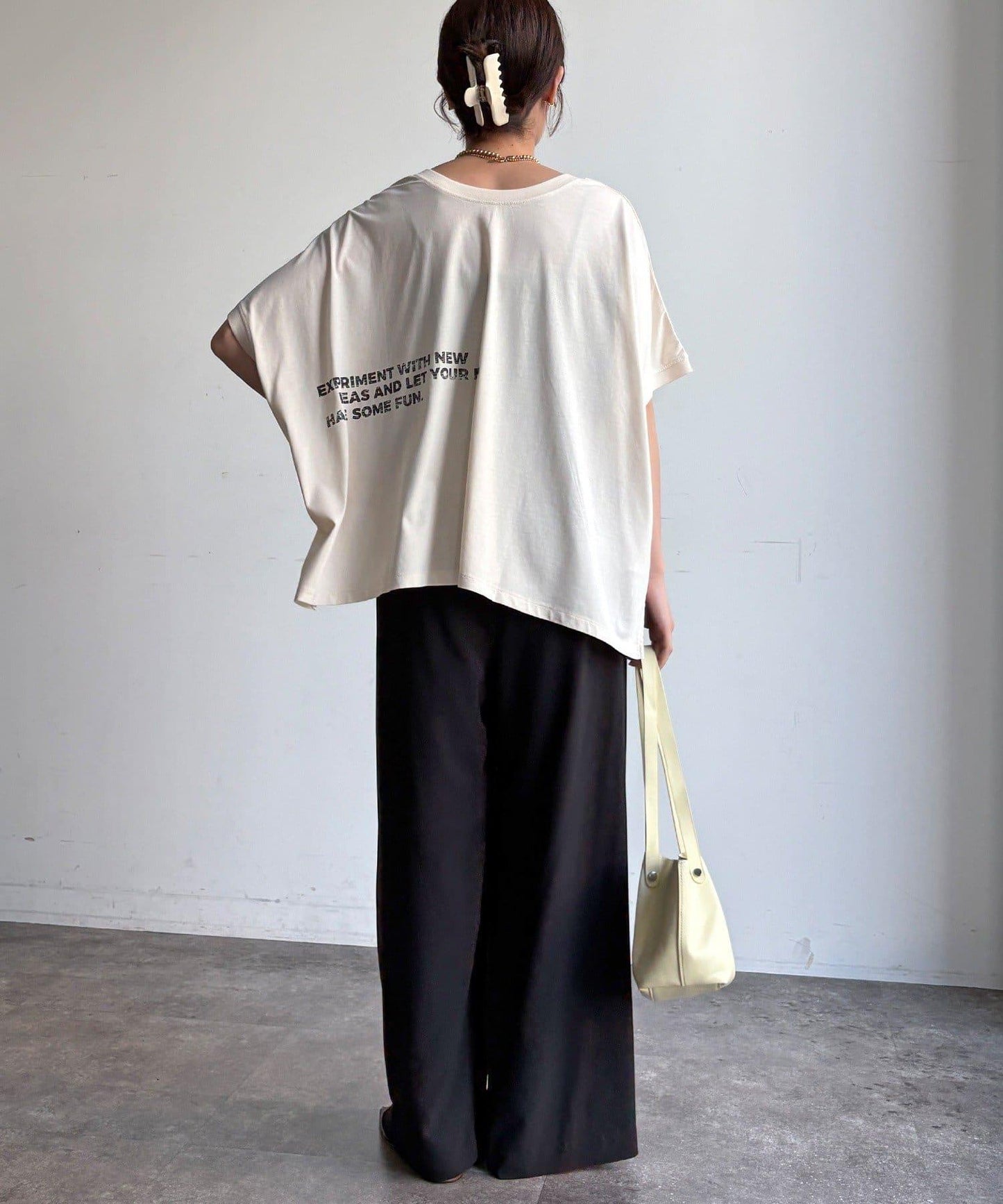 【WEB限定】2WAYポンチョロゴTEE