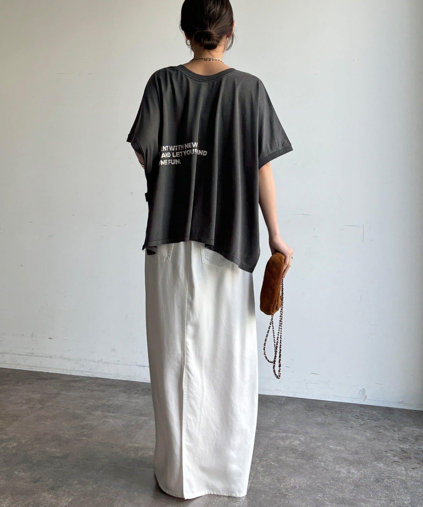 【WEB限定】2WAYポンチョロゴTEE