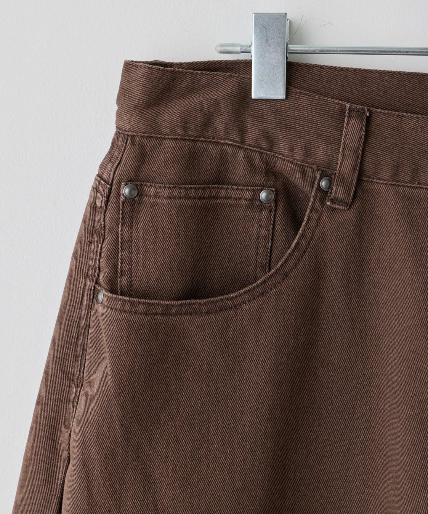 WHIMSIC SIDE TUCK DENIM SHORT PANTS