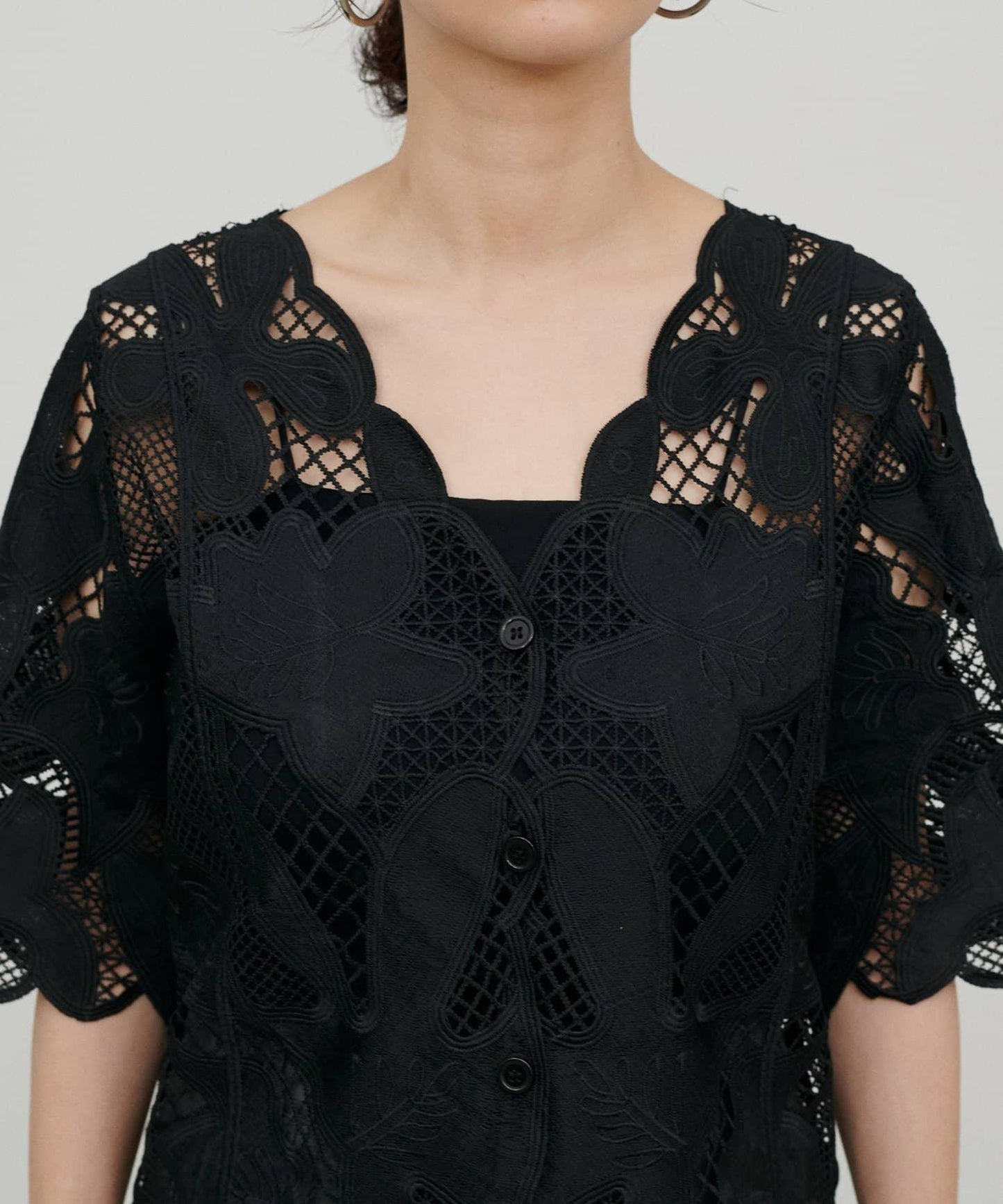 花朵刺繡拼接半袖襯衫