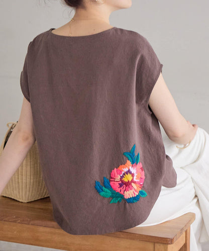 單點刺繡圓領襯衫