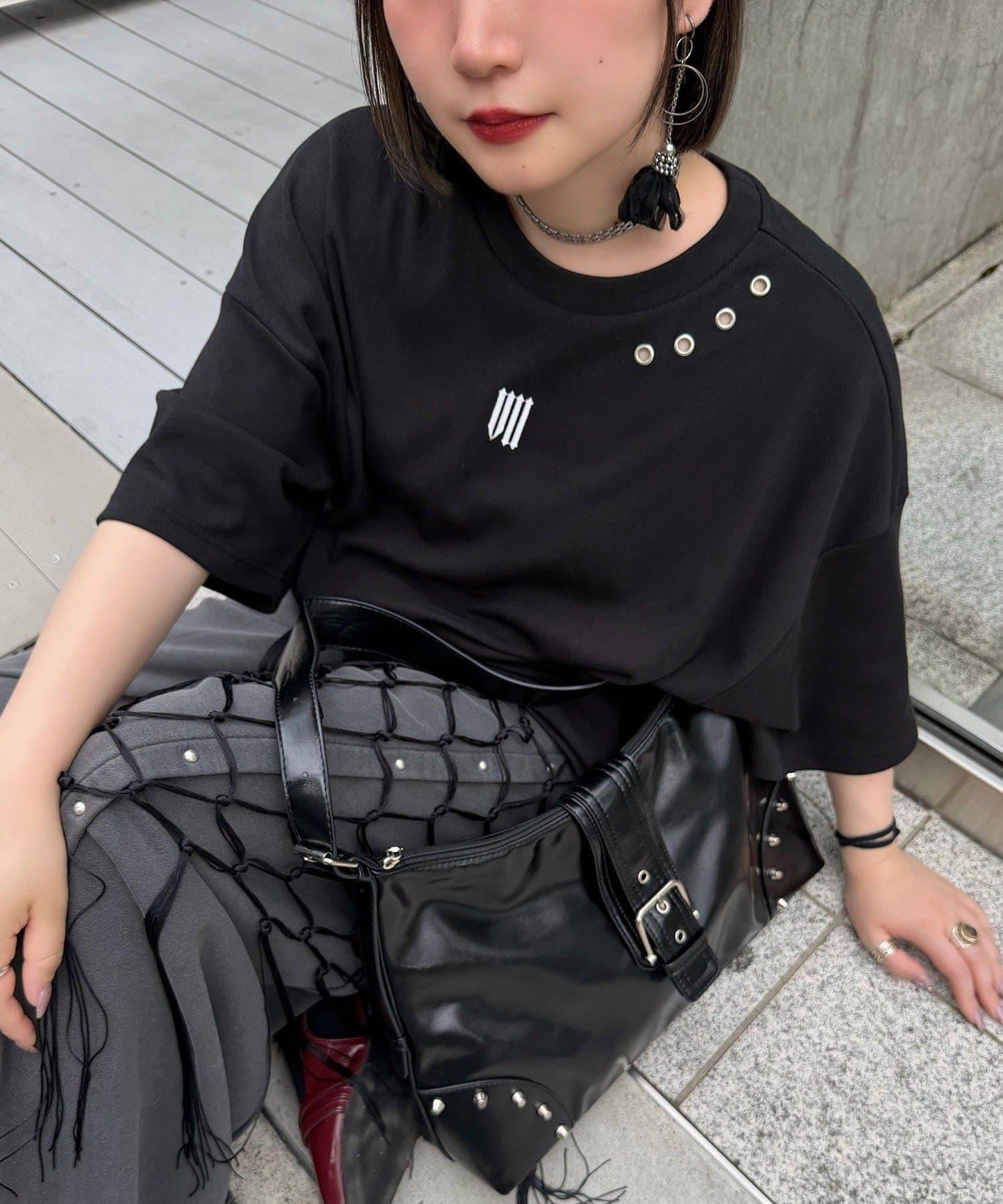 【Mavie..7】Unisex刺繡孔眼大廓形T恤