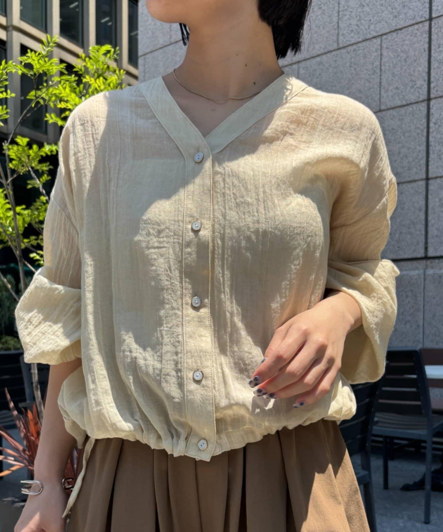 下襬蝴蝶結棉紗襯衫