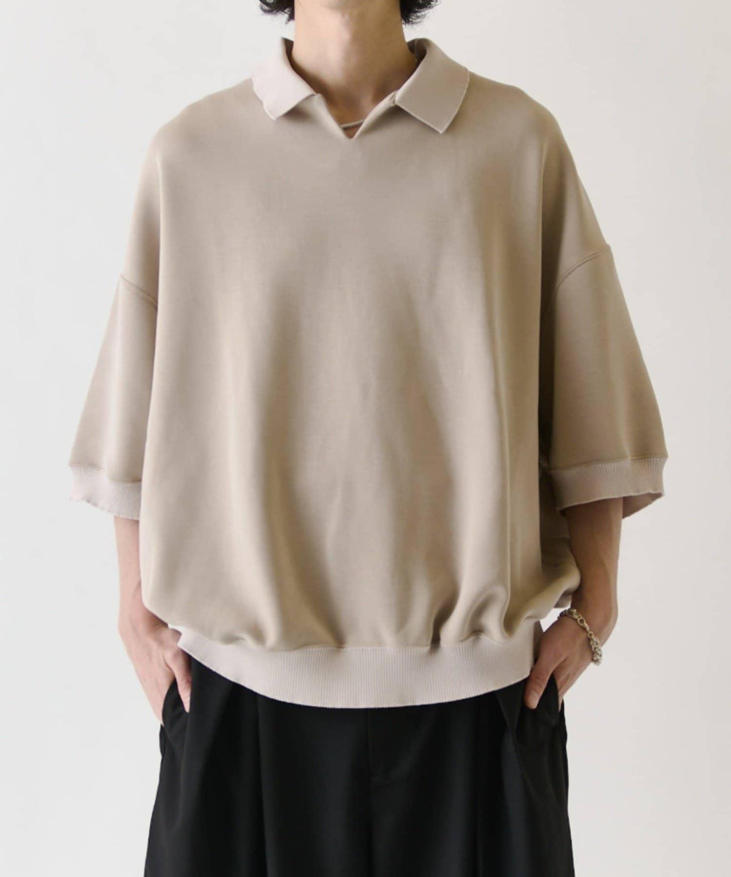 蜜桃絨翻領Polo衫
