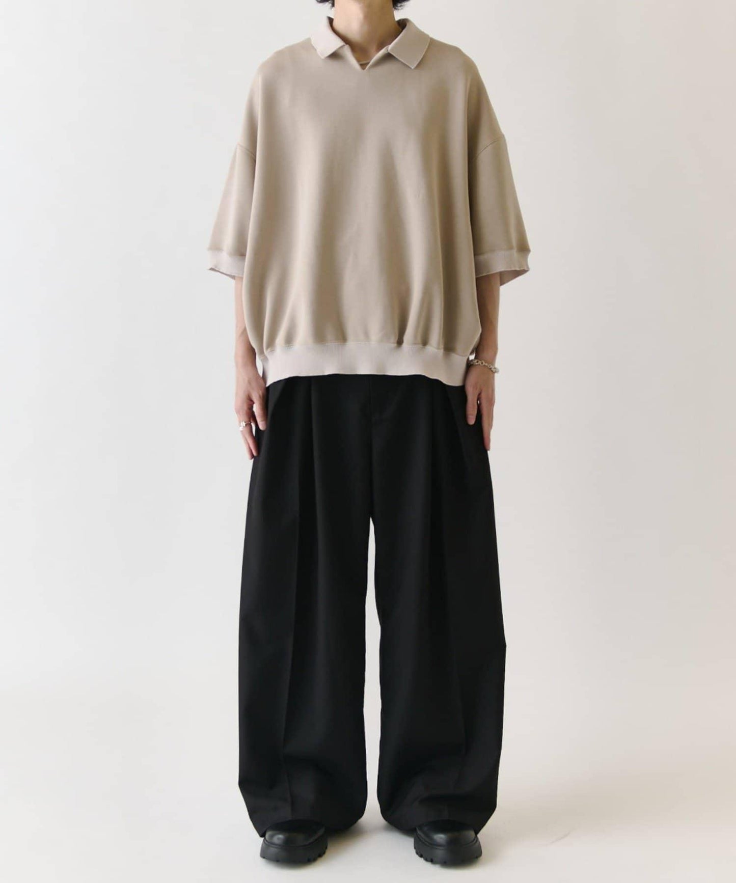 蜜桃絨翻領Polo衫