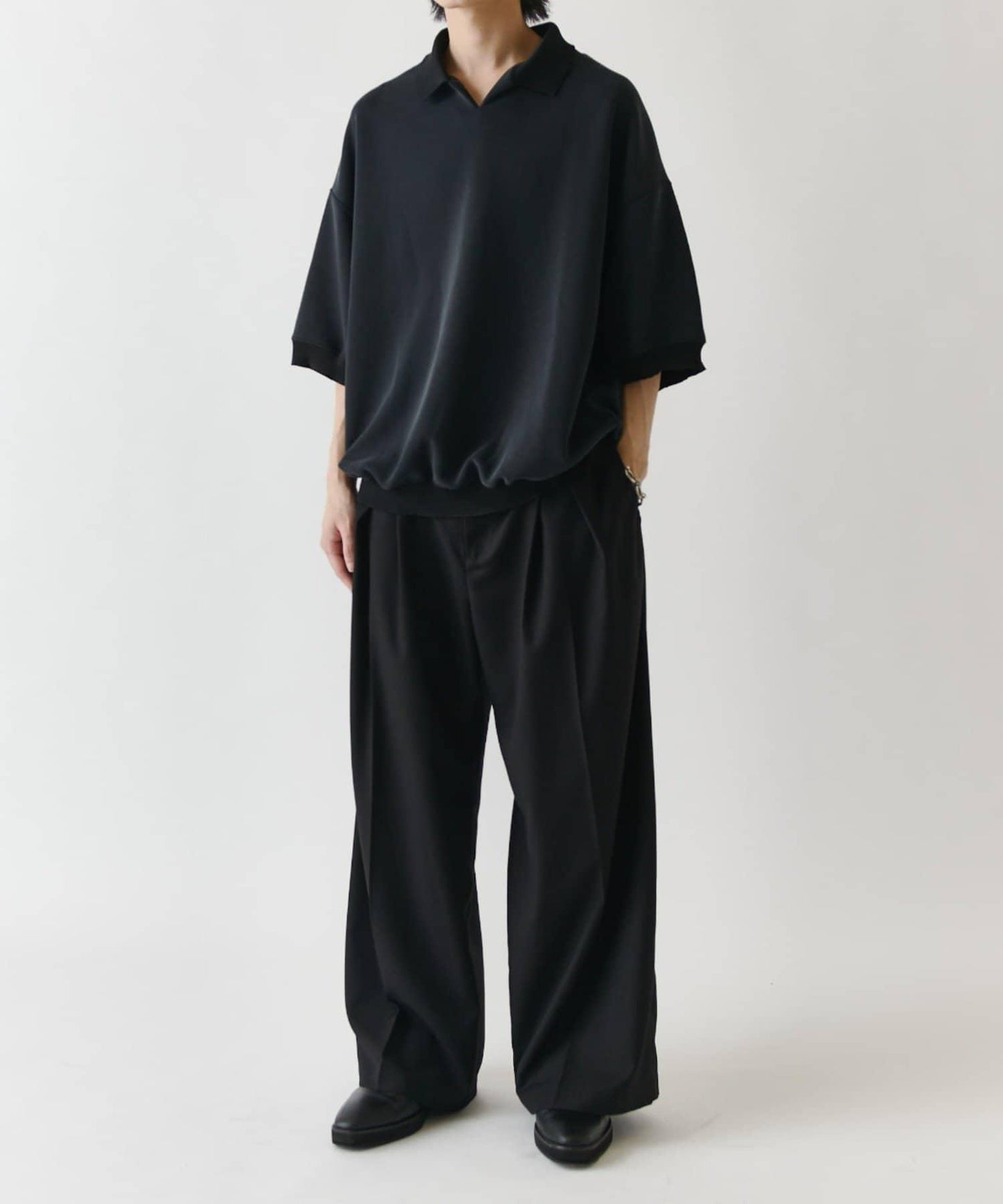蜜桃絨翻領Polo衫