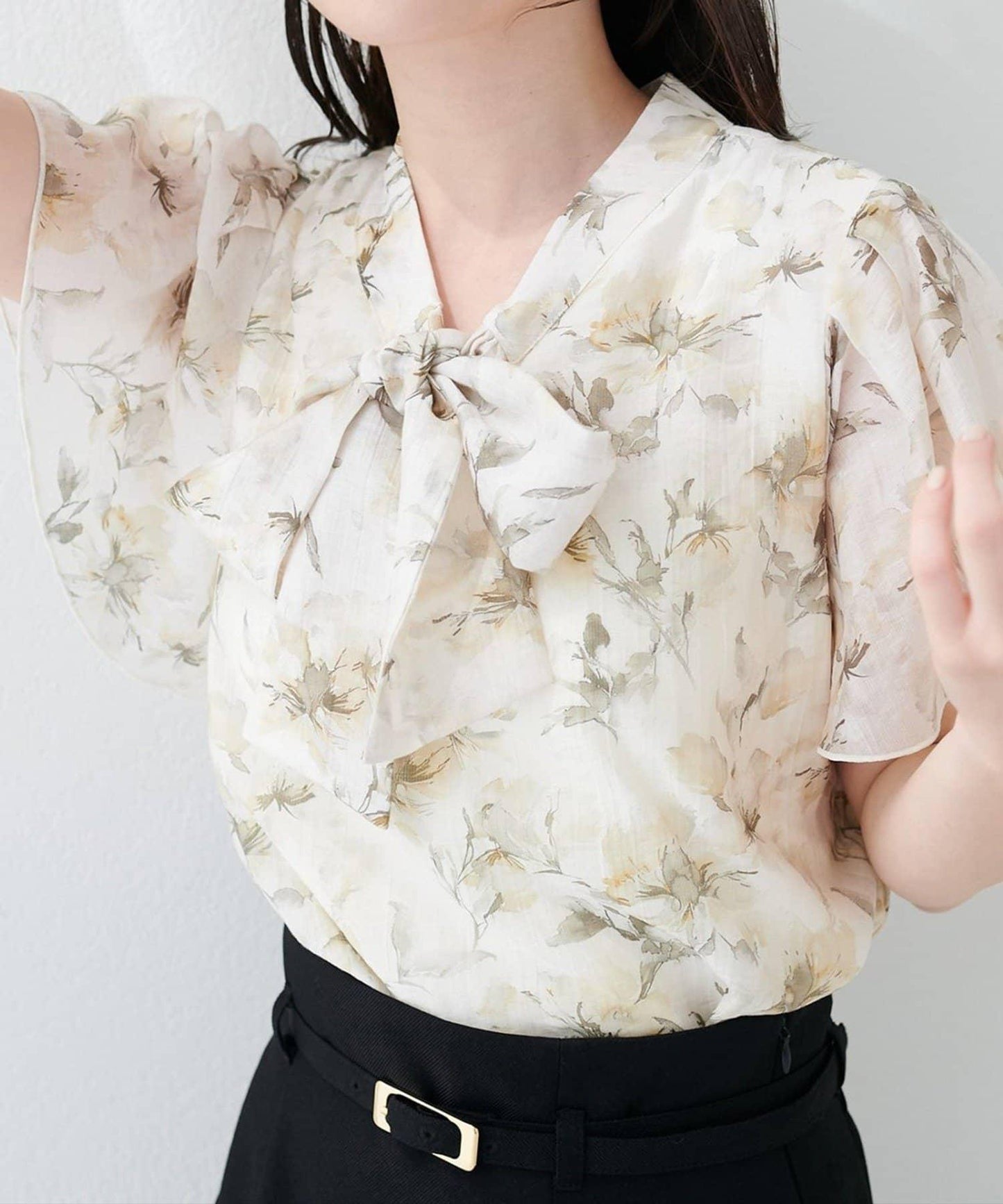 natural couture 蝴蝶結繫帶花卉襯衫