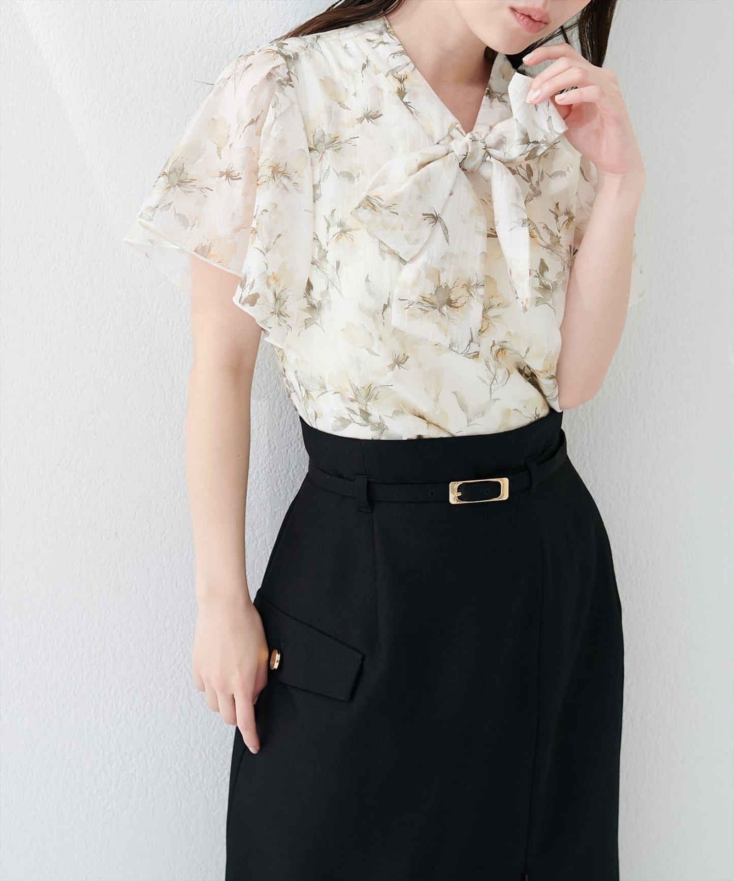 natural couture 蝴蝶結繫帶花卉襯衫