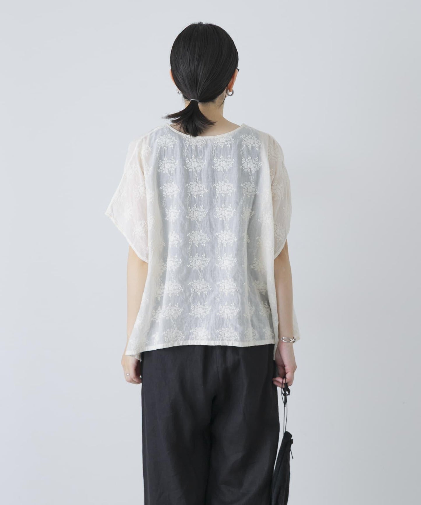棉質紗布刺繡兩穿襯衫