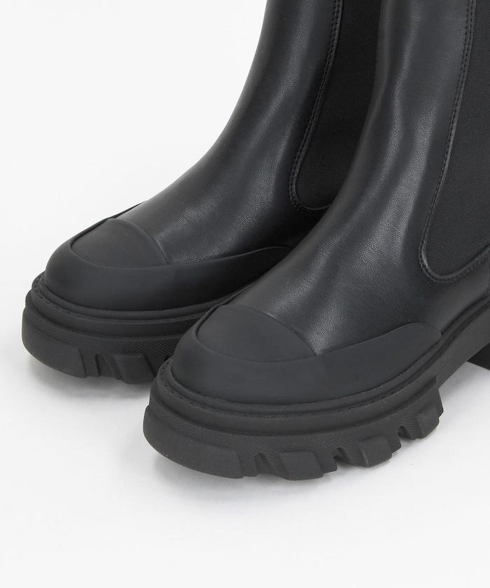 Mid Chelsea Boot Black Stitch 粗跟切爾西靴