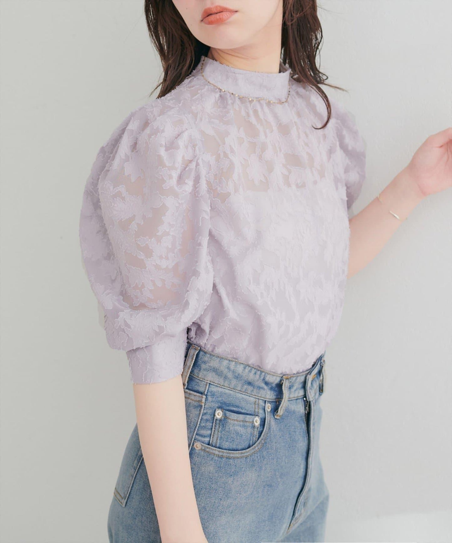 提花高領襯衫