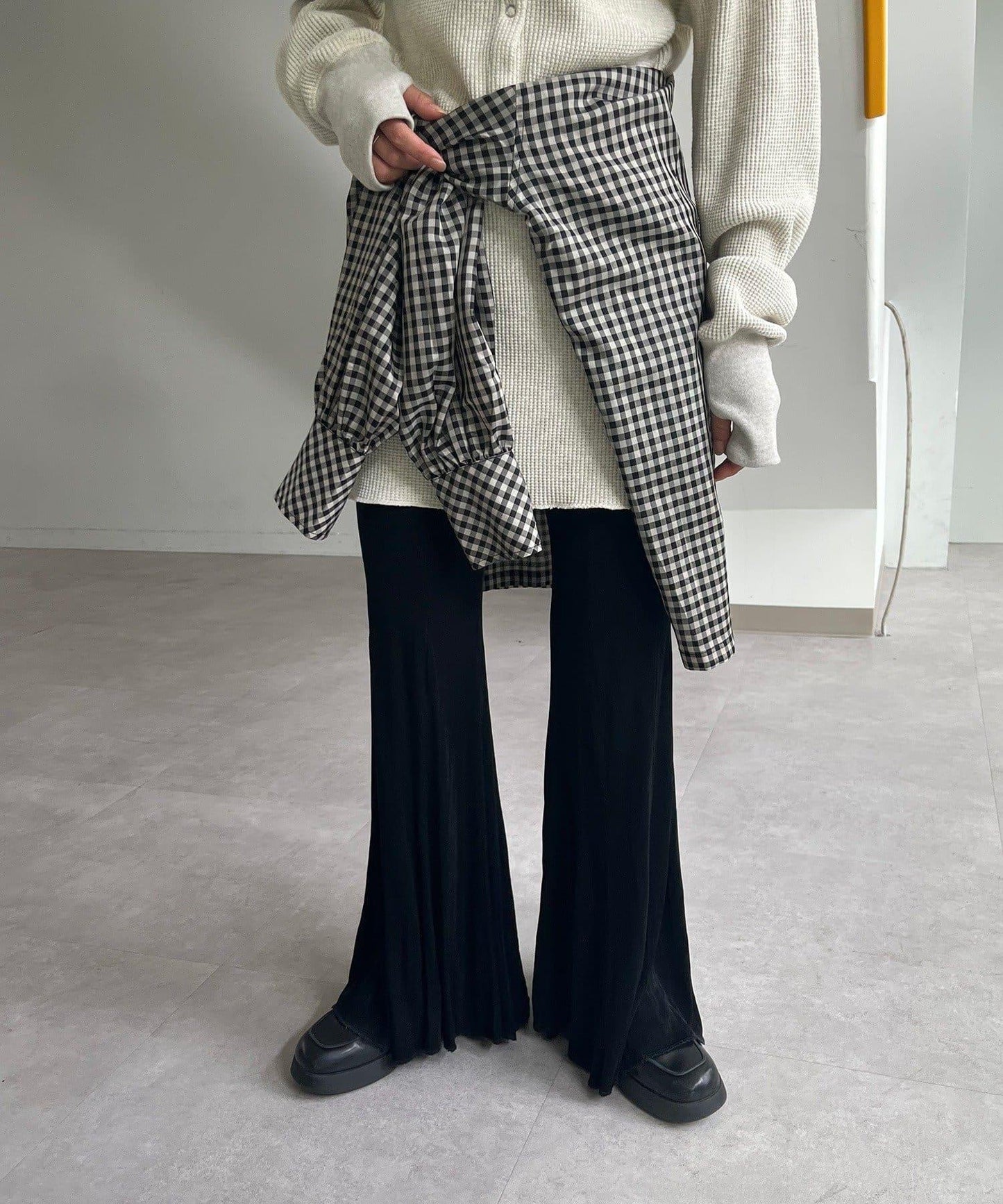 黑色 Sheer rib flared leggings