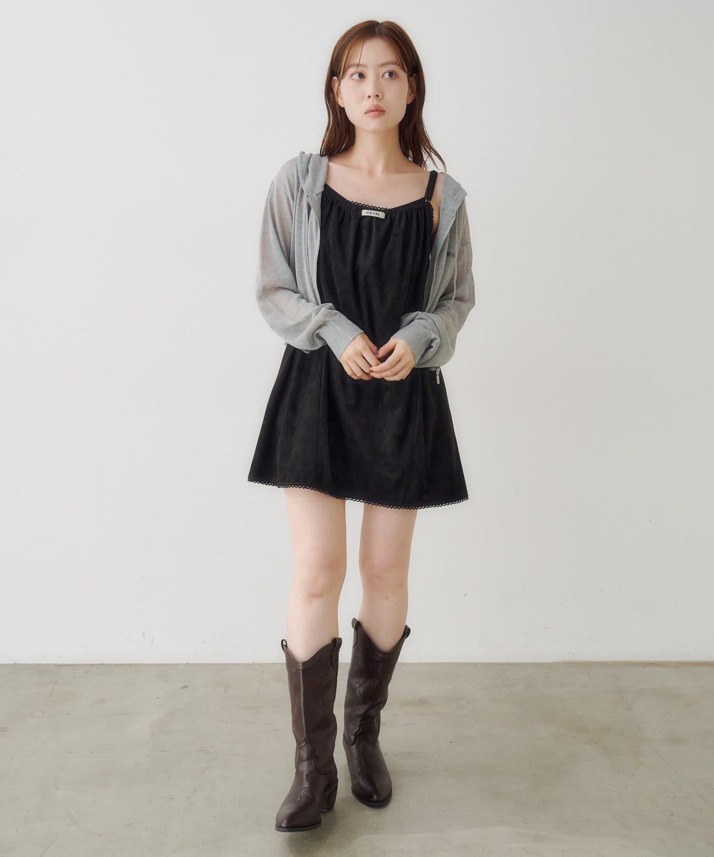 ニットシアーフーディー