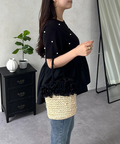 中心線下襬不對稱荷葉邊珍珠收腰T恤