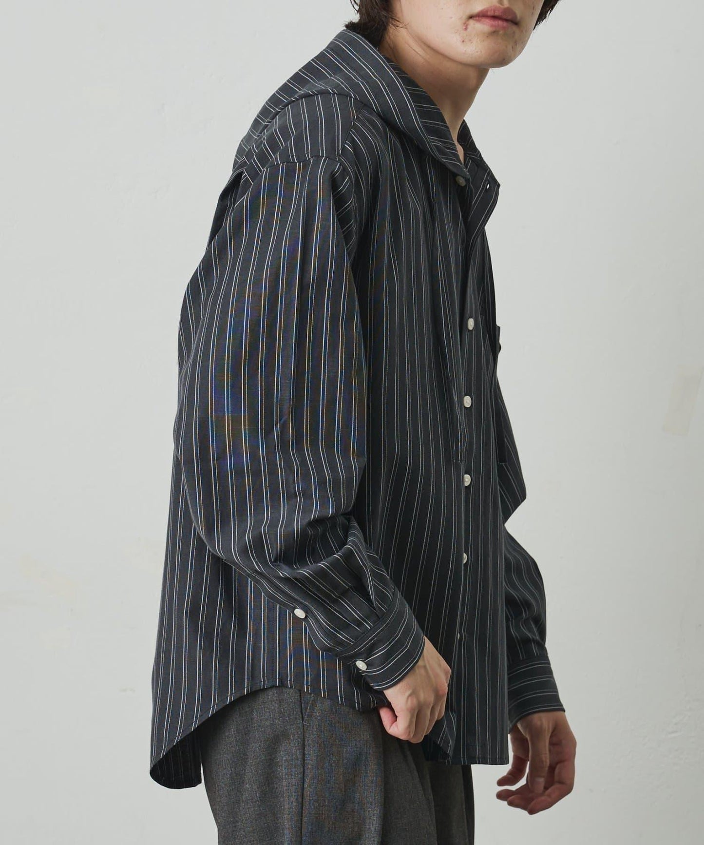 條紋連帽襯衫