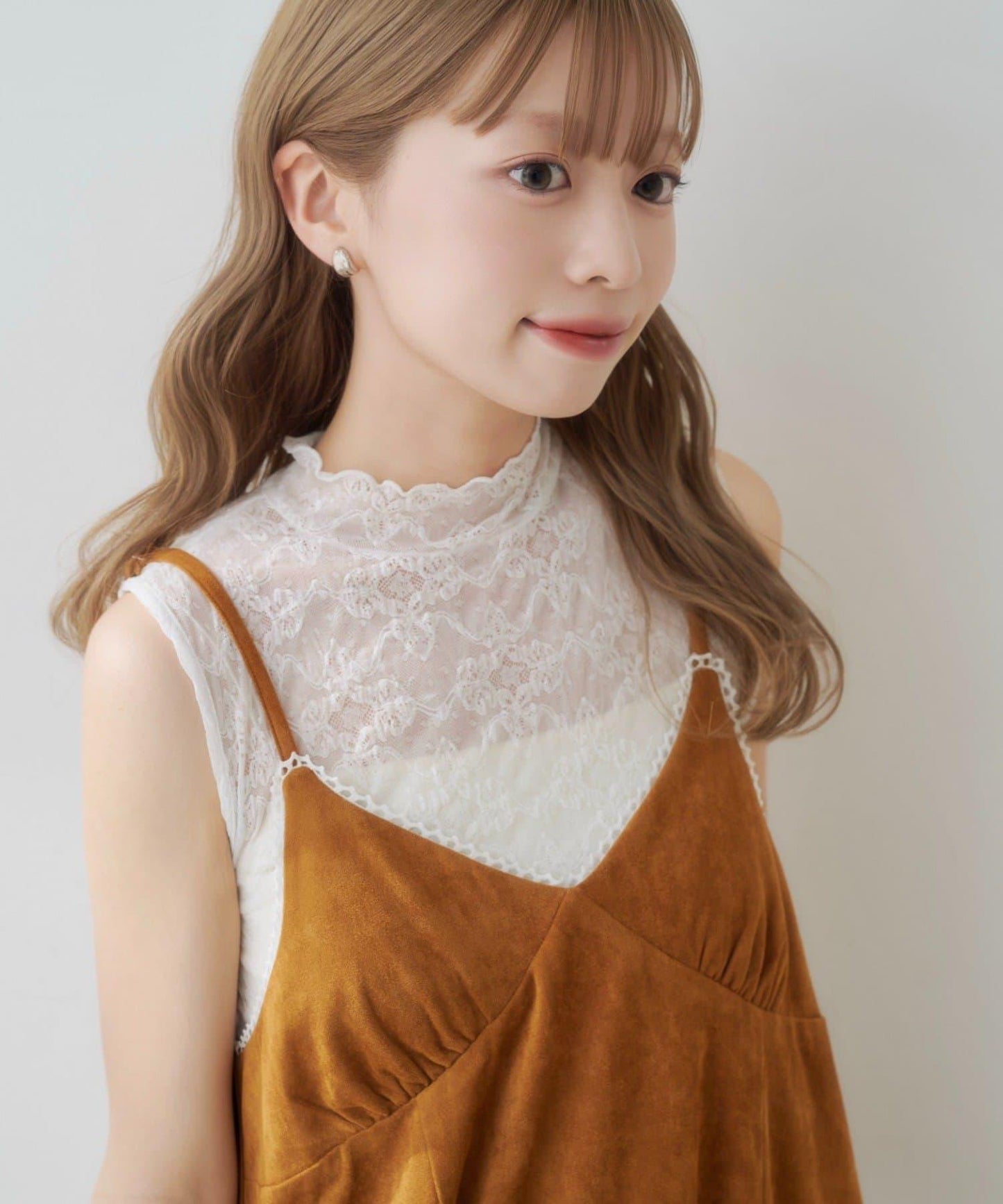 蕾絲迷你高領背心