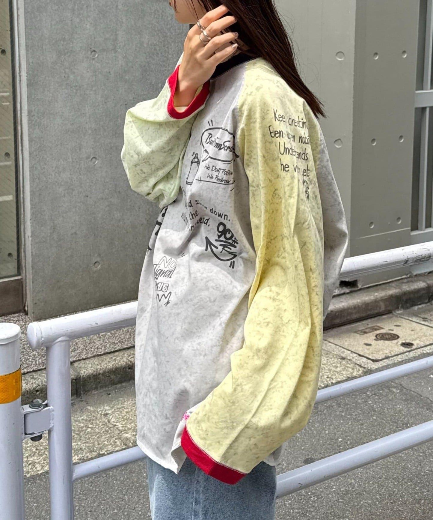 SOUNDS GOOOD 扎染插肩印花T恤