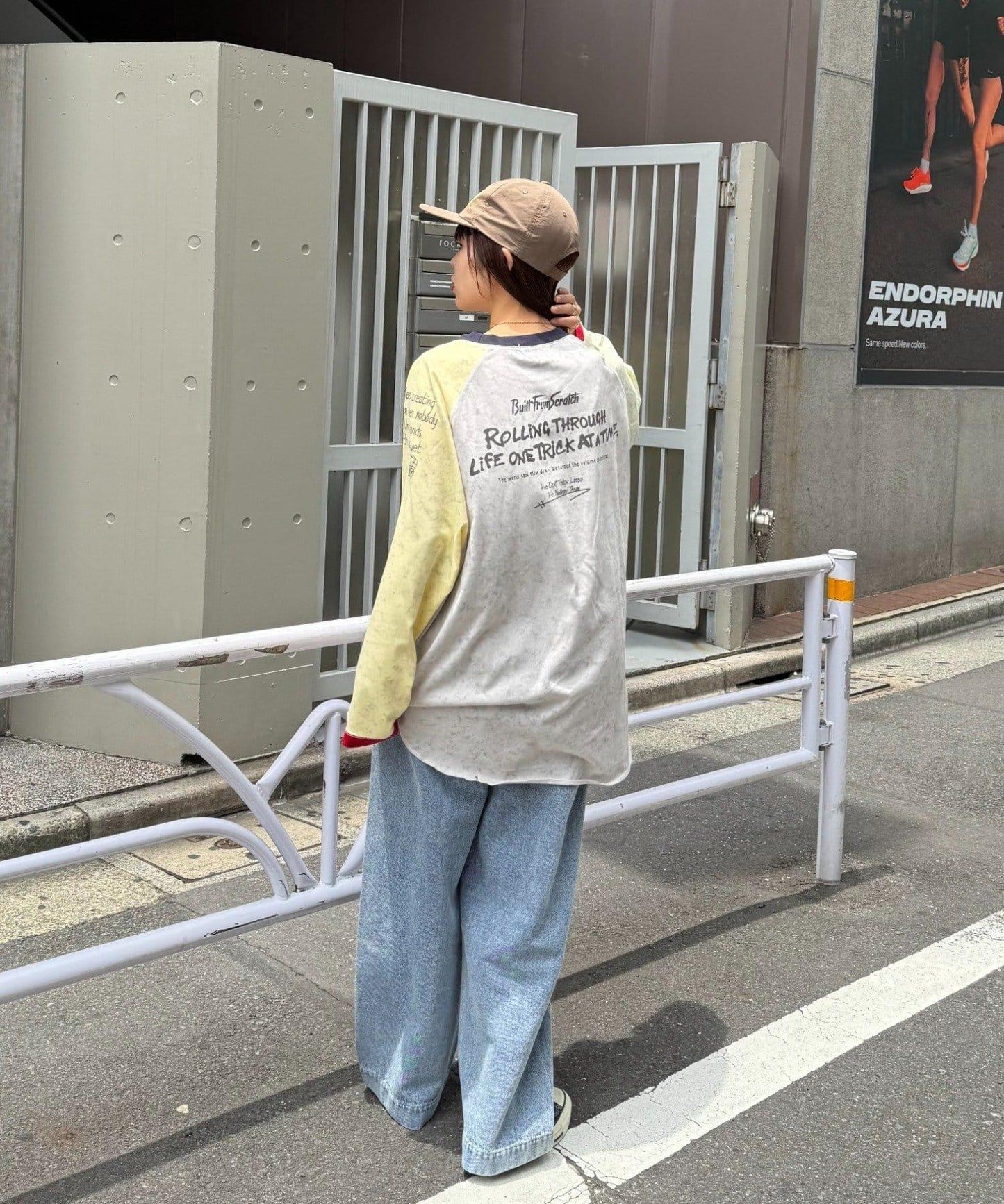 SOUNDS GOOOD 扎染插肩印花T恤