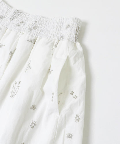 刺繡抽褶半身裙