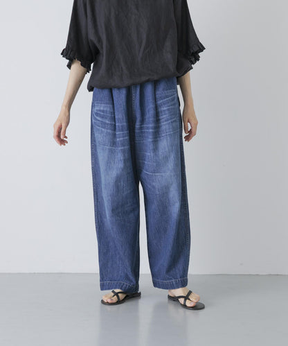 水洗做舊牛仔休閒褲