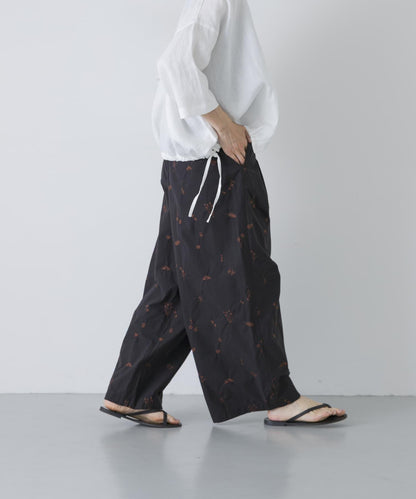 刺繡長褲