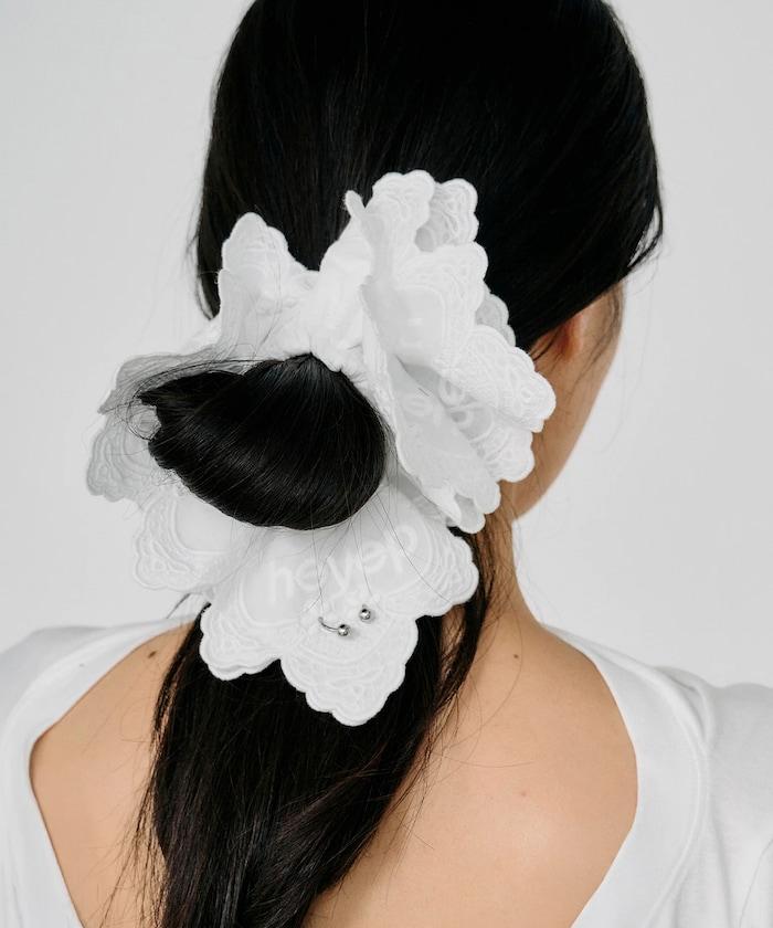 Pierced Lace 蕾絲髮圈