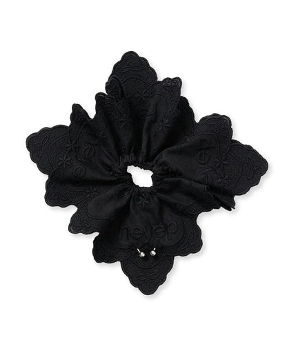 Pierced Lace 蕾絲髮圈
