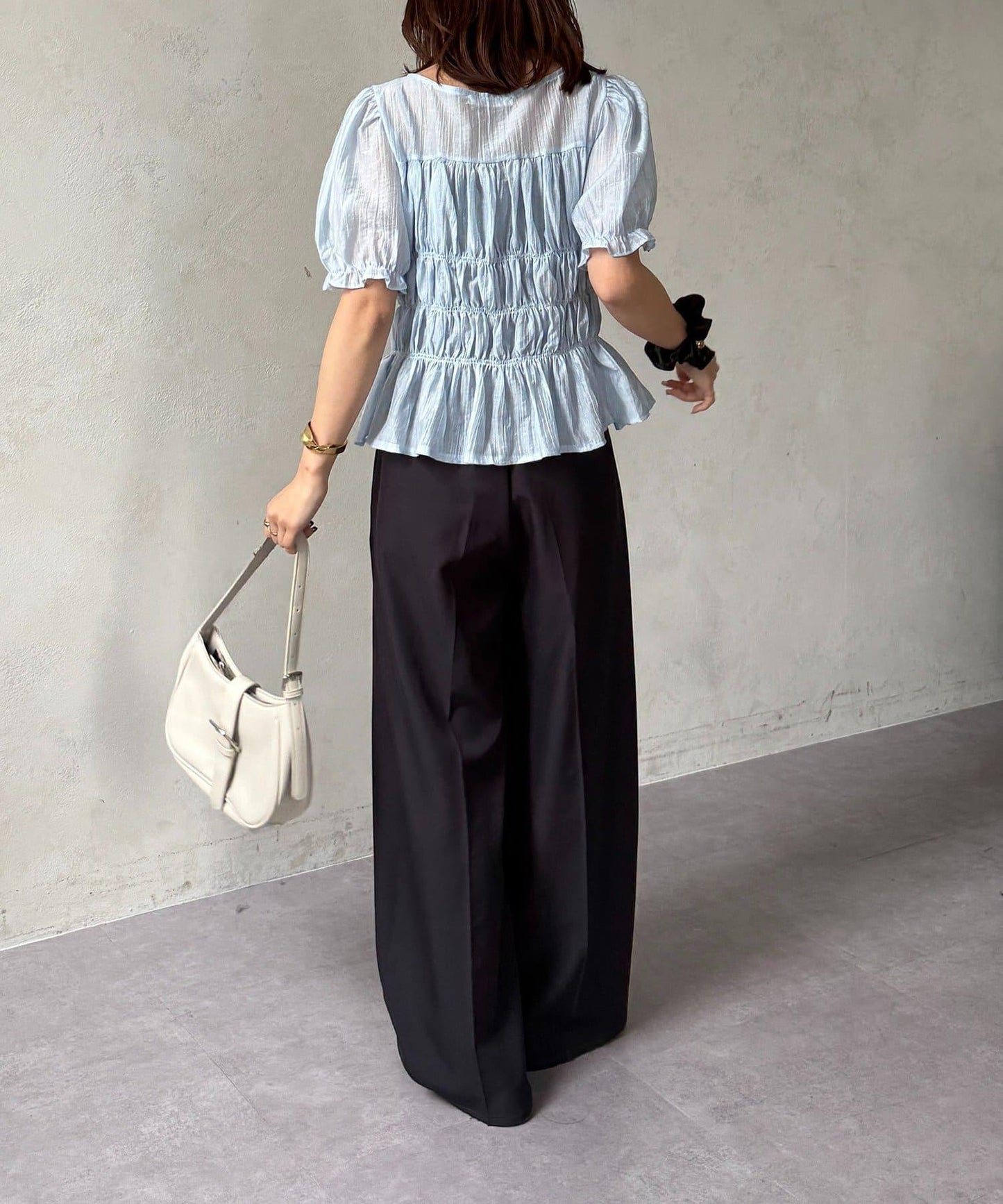 褶皺透視襯衫