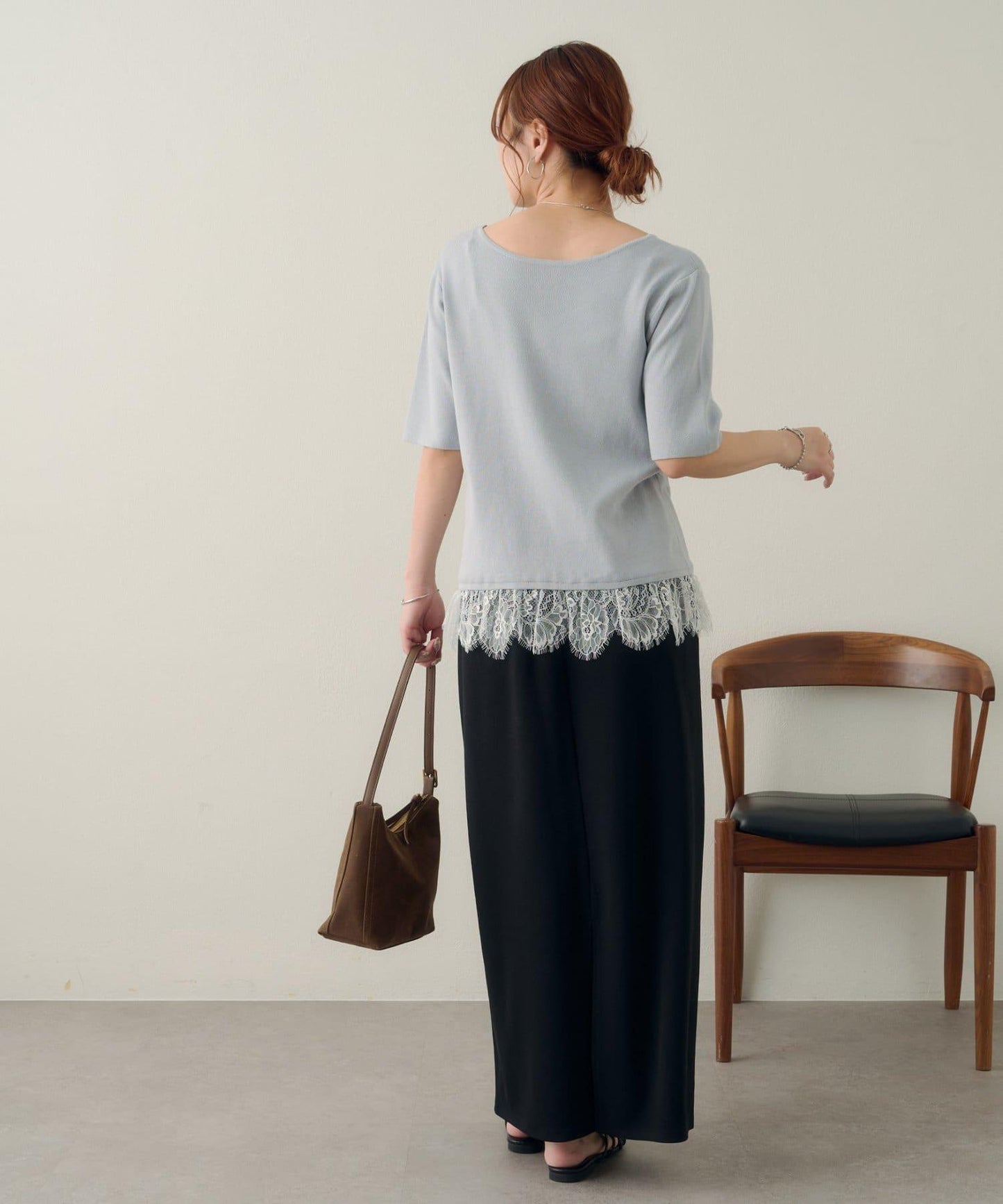 Discoat 2WAY下襬蕾絲短袖針織衫