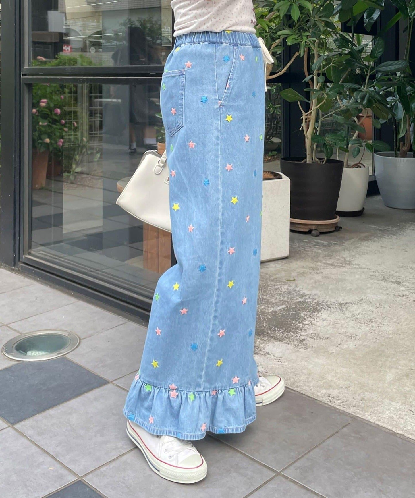 HELLO.SANFRANCISCO 裾邊荷葉邊星形刺繡牛仔褲