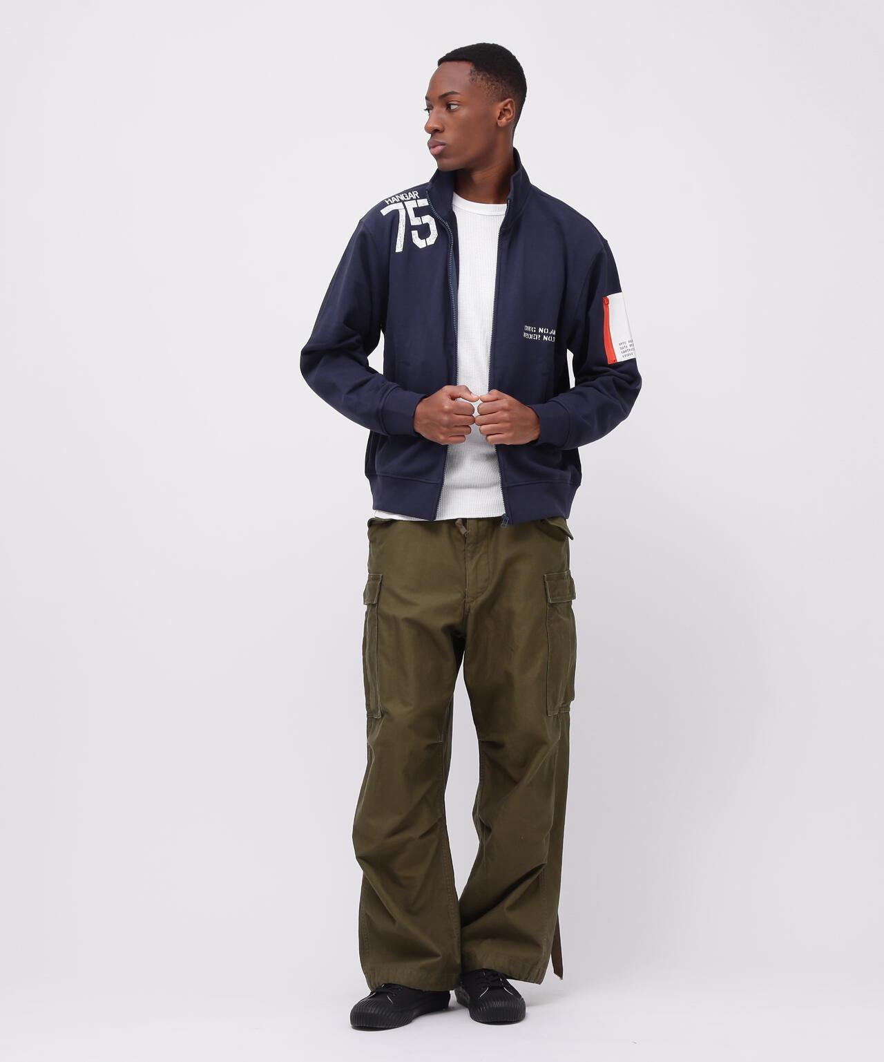&DEPOT限定 REMODEL DESIGN STAND ZIP SWEAT