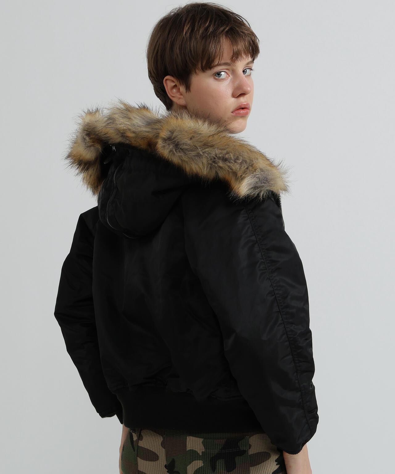 《WOMAN》N-2B COMMERCIAL