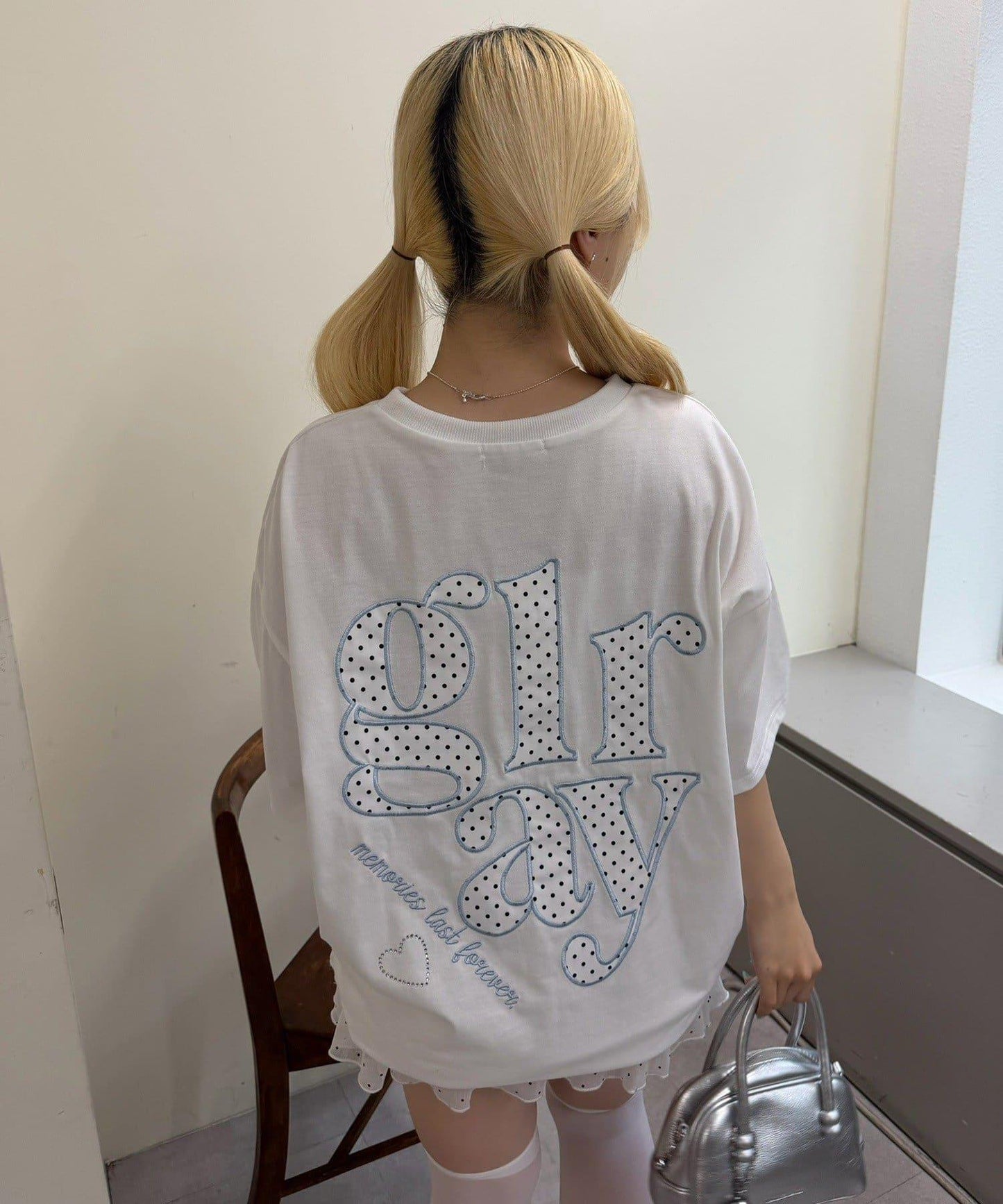 【continuer】圓點Logo BigTee