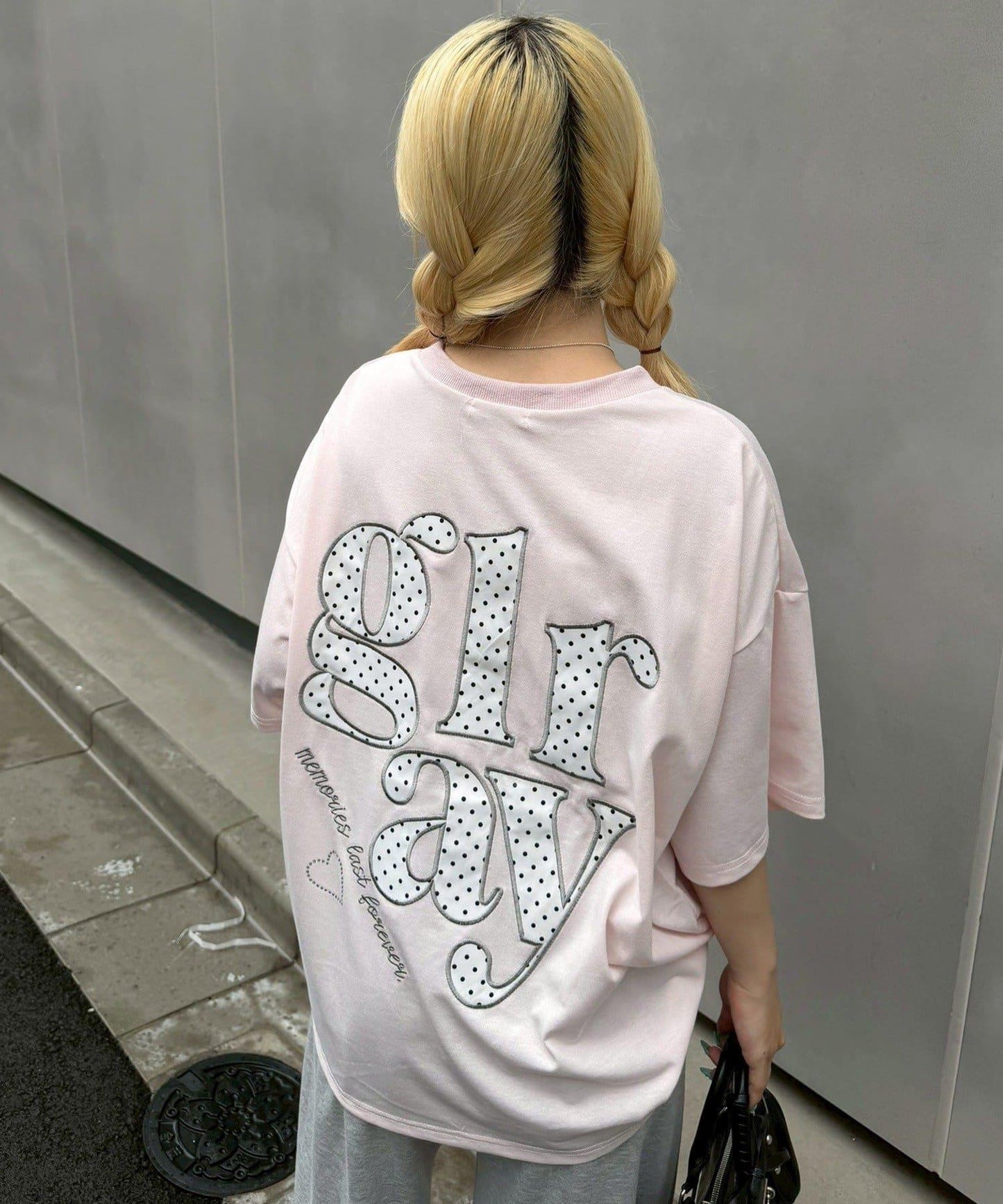 【continuer】圓點Logo BigTee