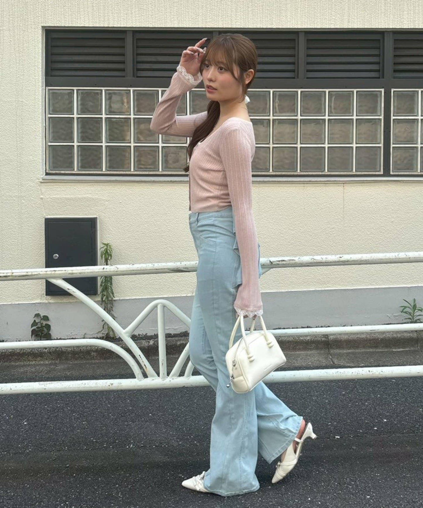【continuer】心形紐扣袖蕾絲閃光針織開衫