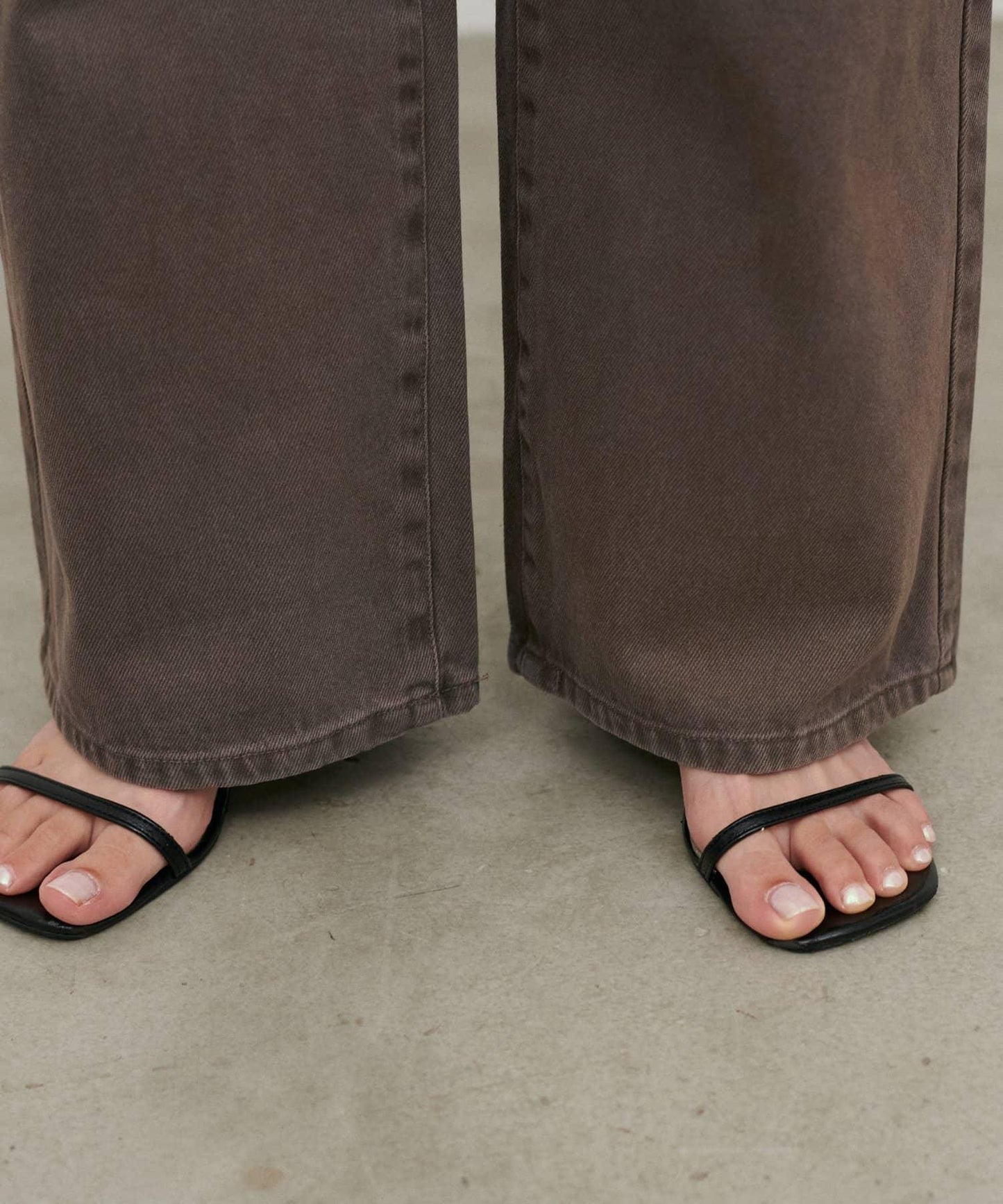 腰部調節牛仔褲