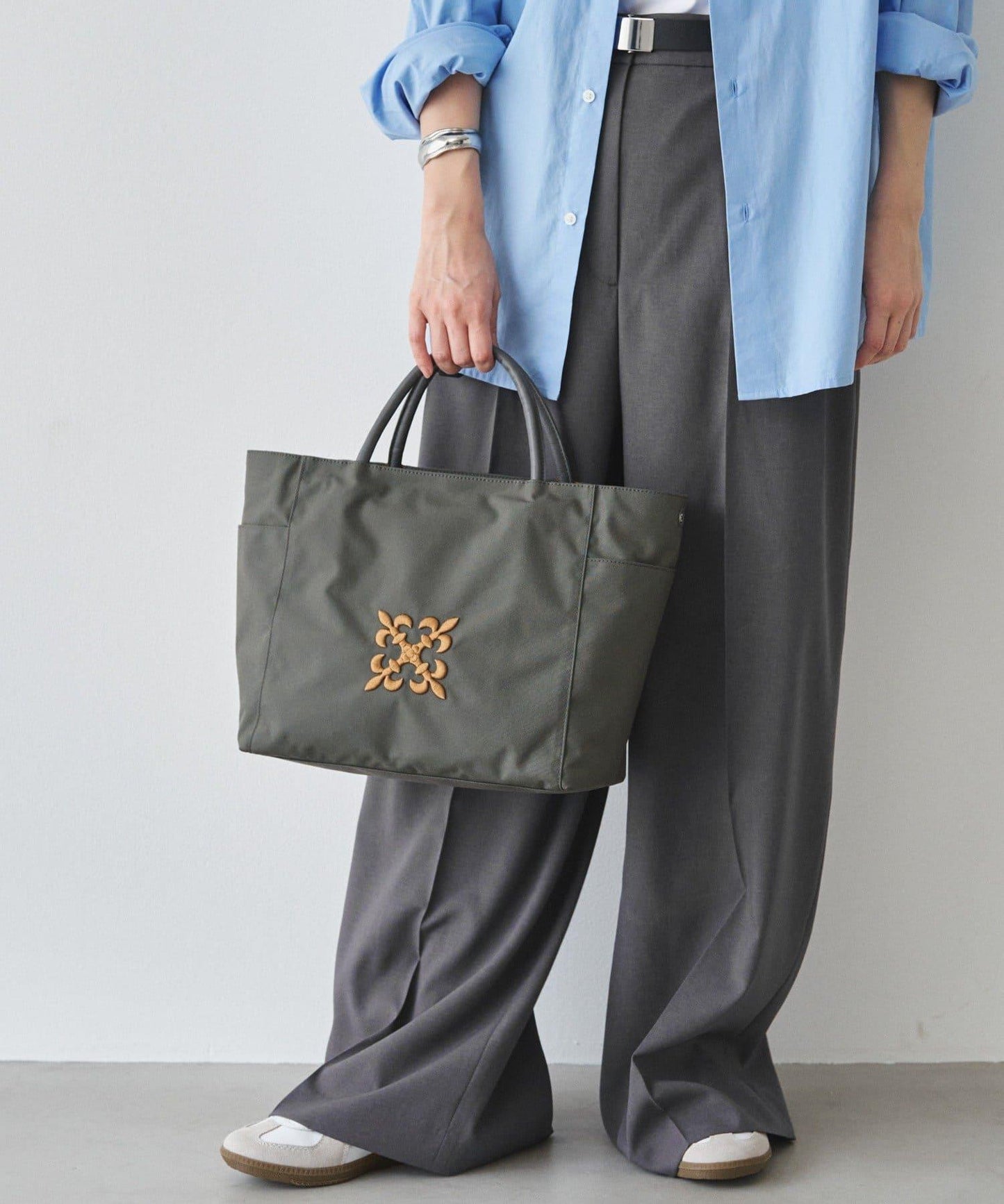 Monogram刺繡 CORDURA尼龍托特包