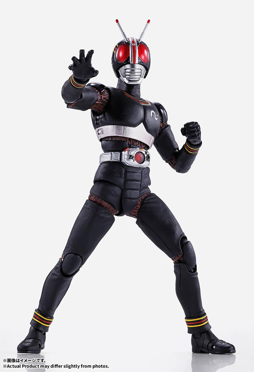 假面騎士 S.H.Figuarts（真骨彫製法） 仮面ライダーBLACK Kingstone《FLASH》Edition（初回限定臺座付屬）