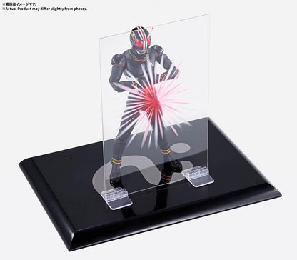假面騎士 S.H.Figuarts（真骨彫製法） 仮面ライダーBLACK Kingstone《FLASH》Edition（初回限定臺座付屬）