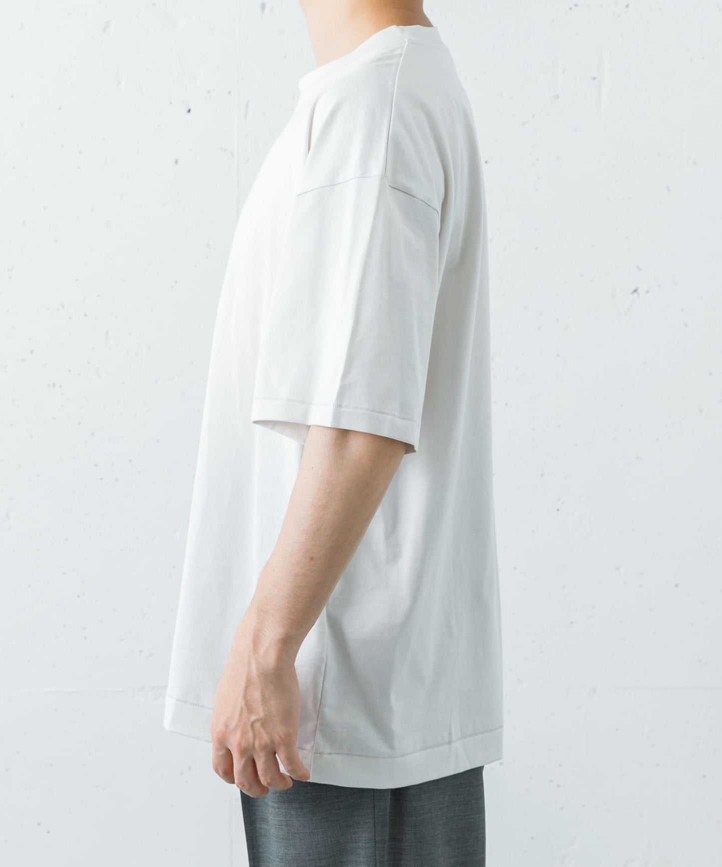 ATON SUVIN 60/2 OVERSIZED T恤