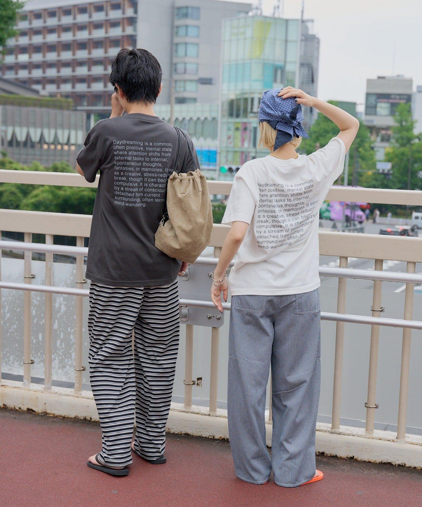WHIMSIC 白日夢絲網印花T恤