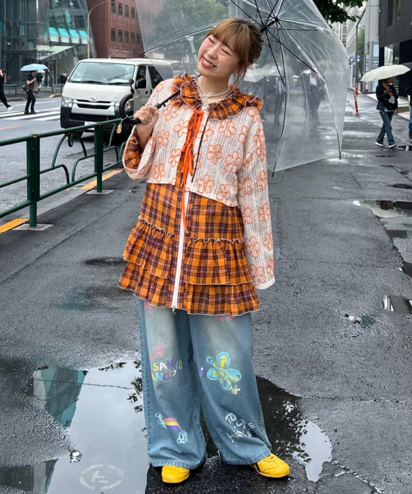 HELLO.SANFRANCISCO 碎花荷葉邊薄款連帽衫