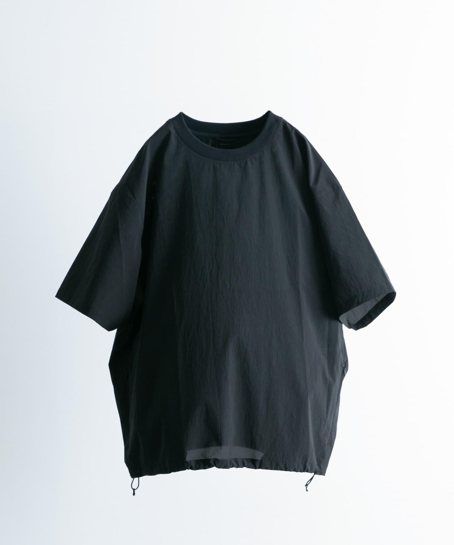 吸溼速乾透氣輕量 DOT AIR SHORT-SLEEVE PULLOVER
