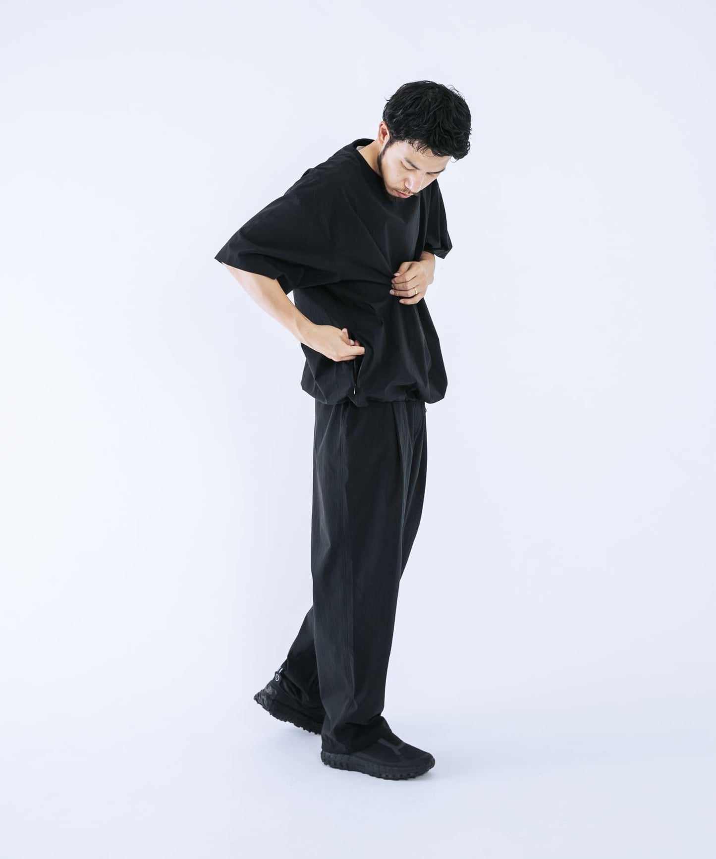 吸溼速乾透氣輕量 DOT AIR SHORT-SLEEVE PULLOVER