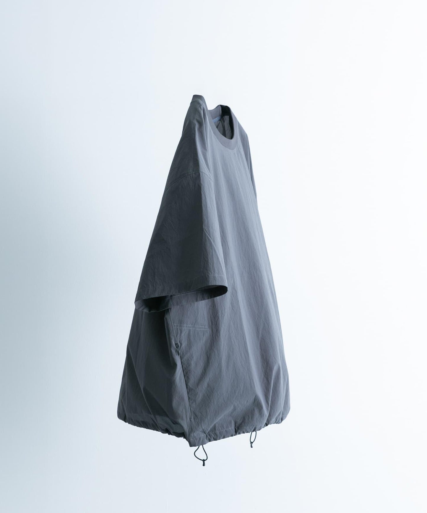 吸溼速乾透氣輕量 DOT AIR SHORT-SLEEVE PULLOVER
