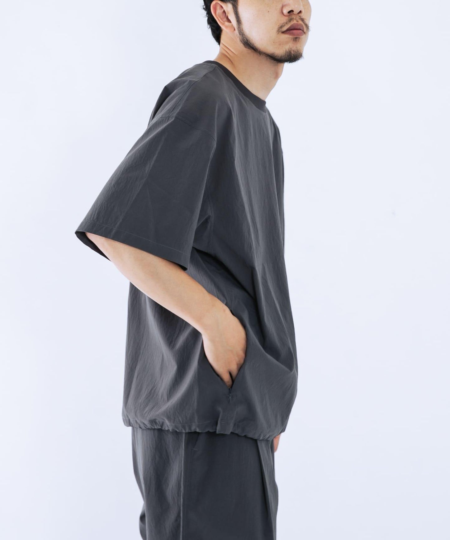 吸溼速乾透氣輕量 DOT AIR SHORT-SLEEVE PULLOVER