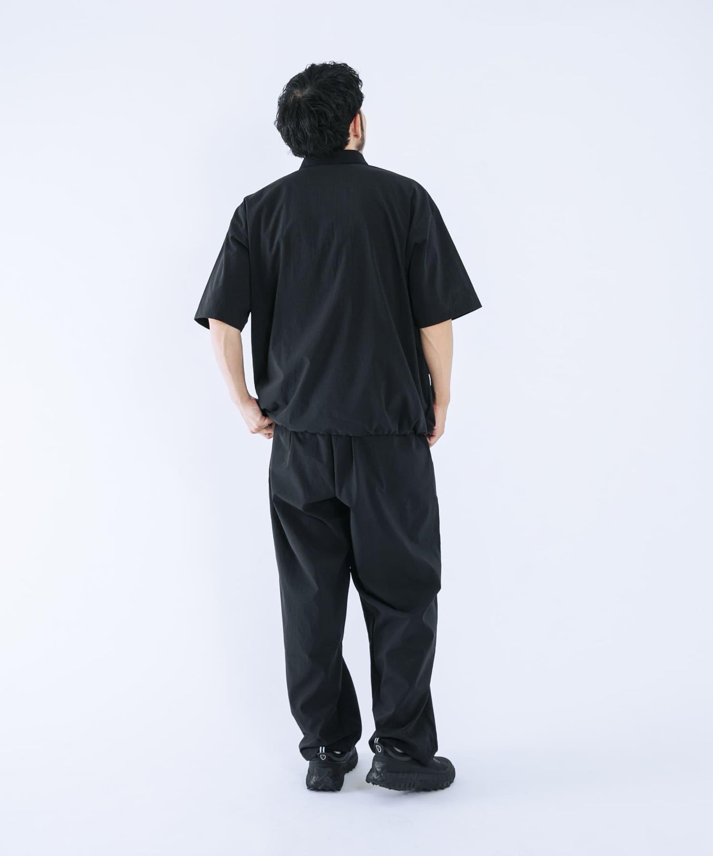吸水速乾透氣輕量 DOT AIR PULLOVER SHIRTS