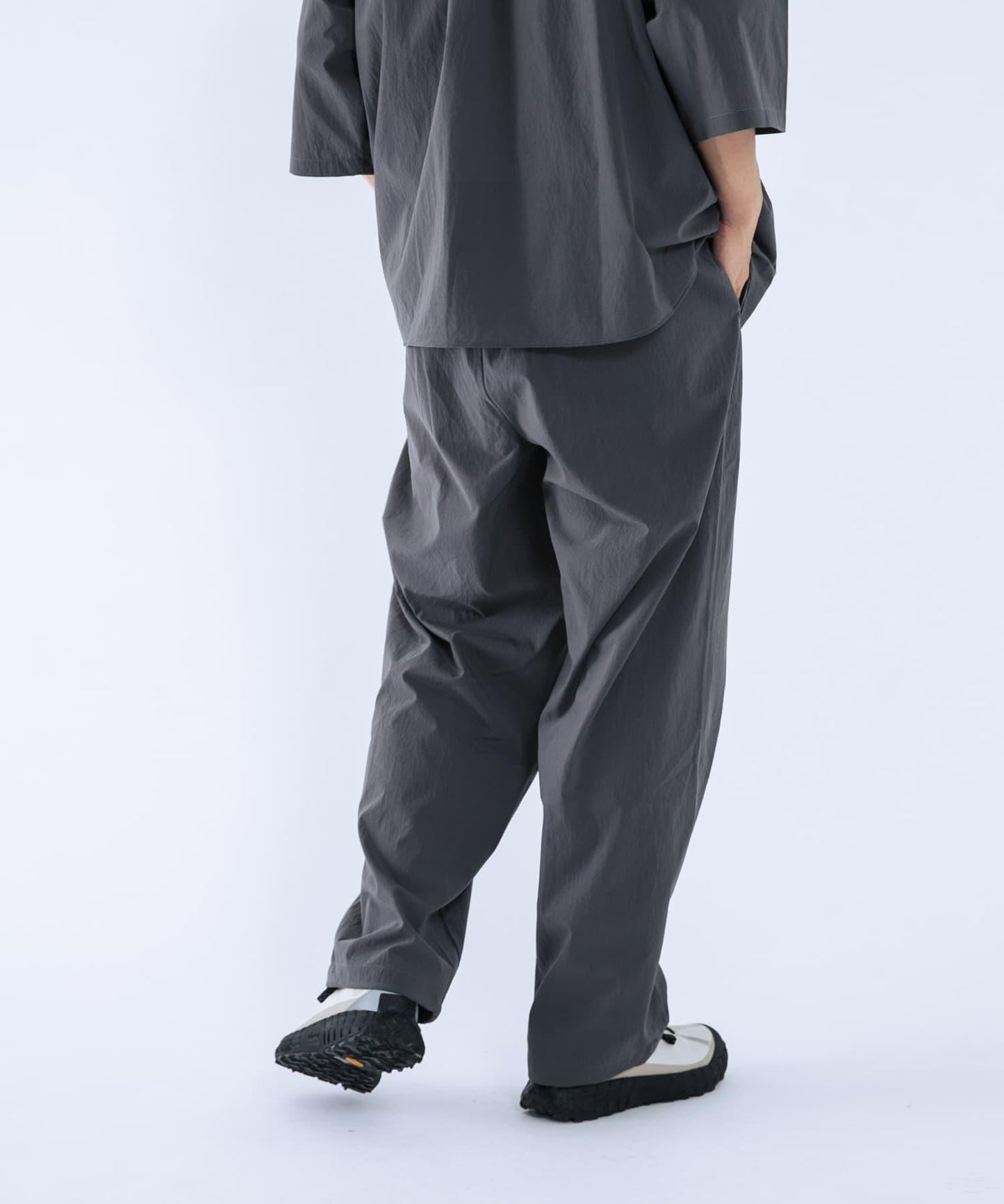 吸水速乾透氣輕量 DOT AIR TROUSERS