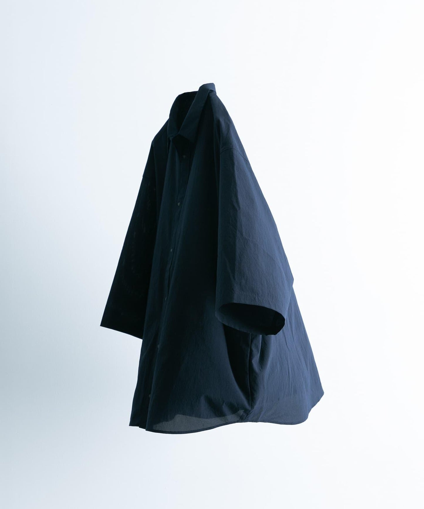 吸水速乾透氣輕量 DOT AIR HALF-SLEEVE SHIRTS
